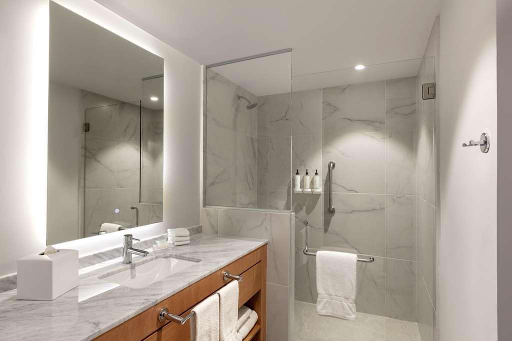 Hilton Garden Inn Guadalajara Airport El Zapote  Bilik gambar